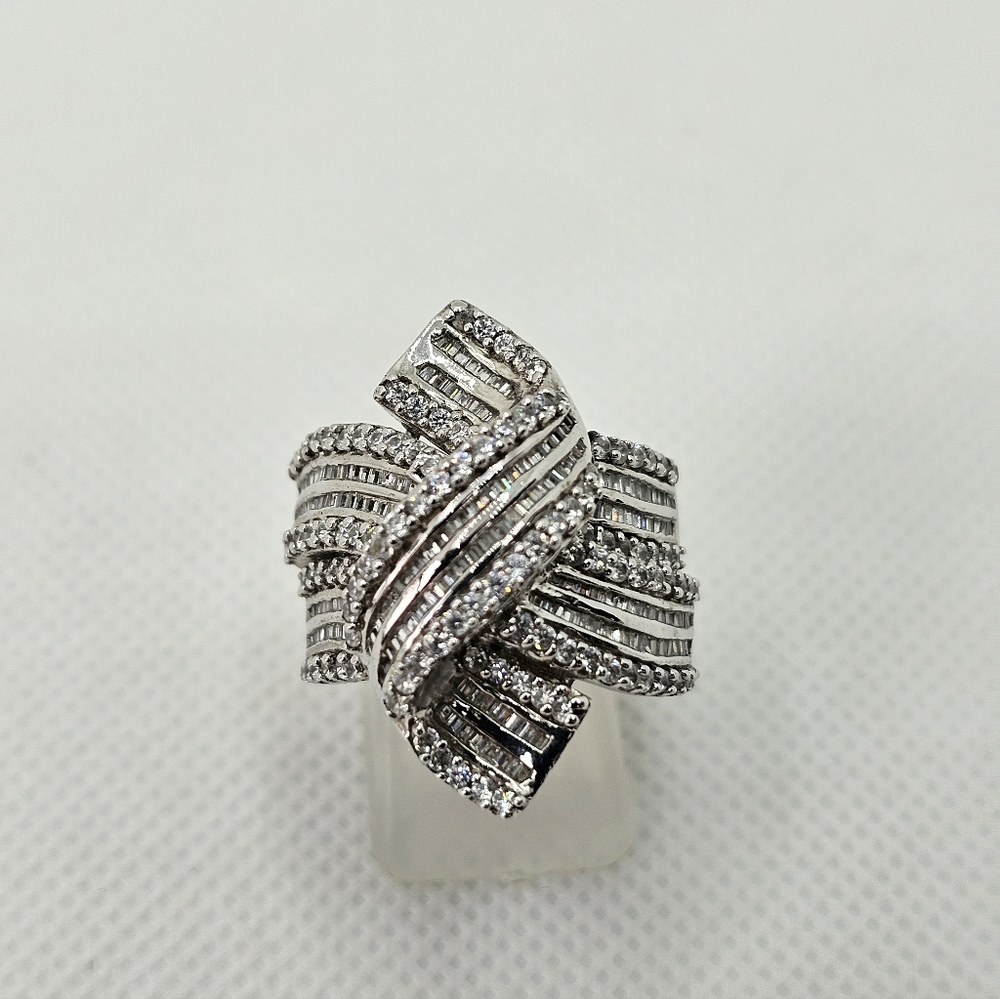 Genuine 2+ Carat Diamond Bow Knot Ring In Sterling Silver Size 7! - Picture 9 of 14